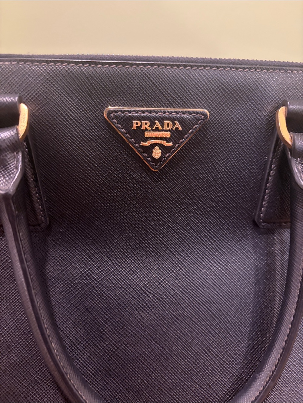 Pre-loved Prada Saffiano Leather Galleria double zip medium - Picture 3 of 13